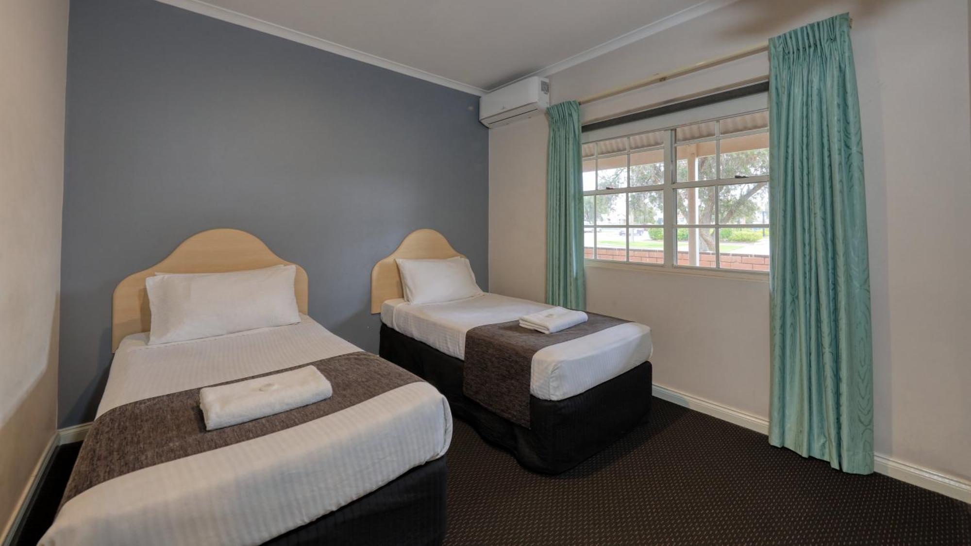 Charles Rasp Motor Inn & Cottages Broken Hill Luaran gambar